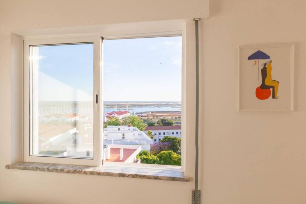 Sunset Entre A Ria E O Teatro Apartment FAO Exterior photo